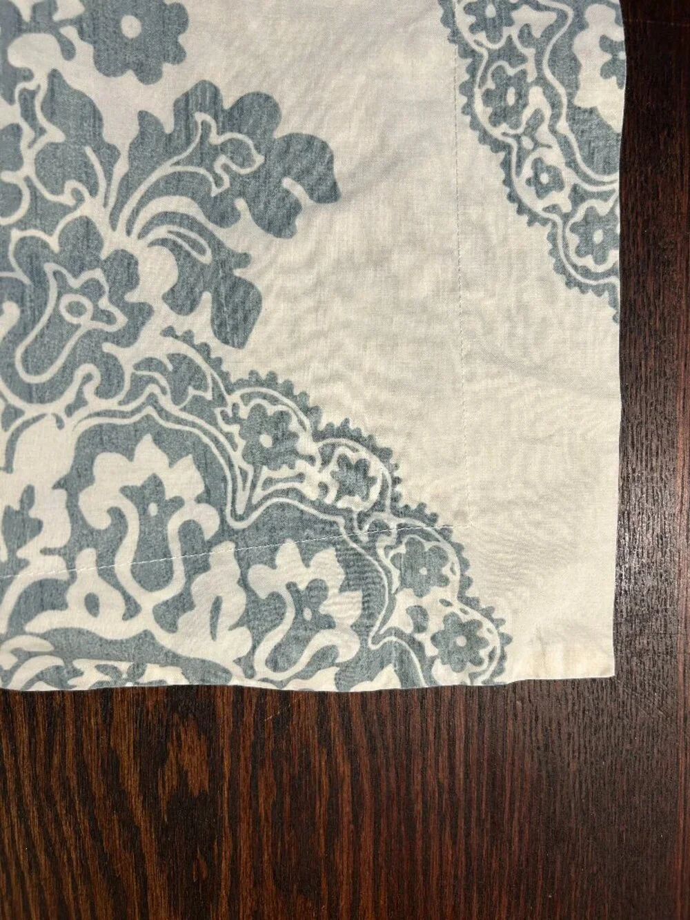Pottery Barn Luciana Medallion Damask King Pillow Shams (2) 36 X 20